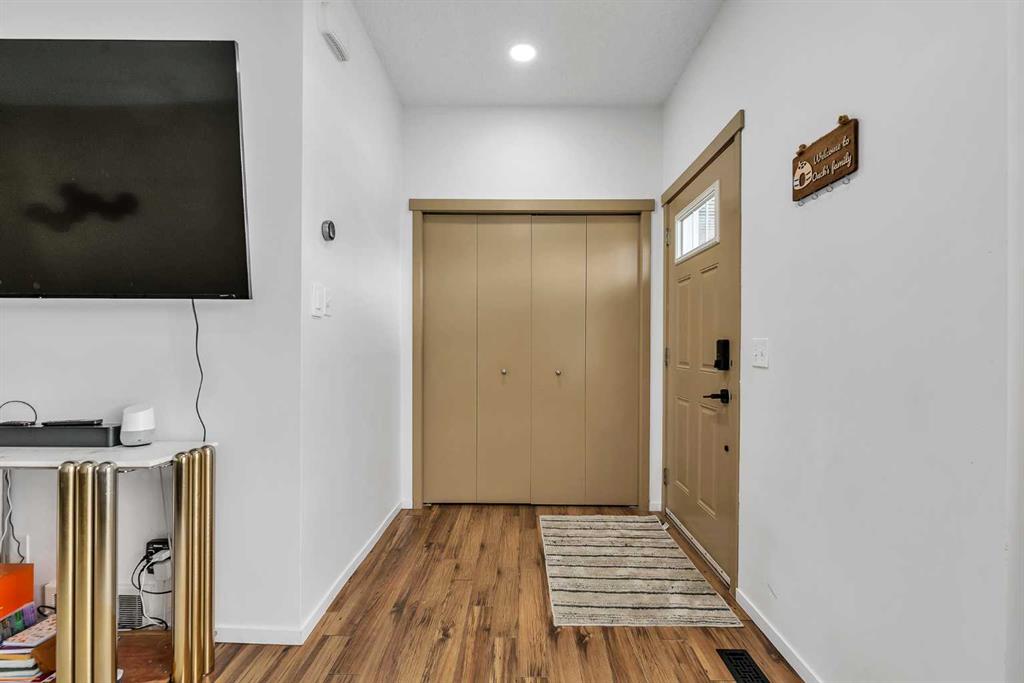 300 Copperstone Cove SE photo 3