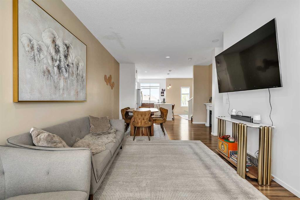 300 Copperstone Cove SE photo 5