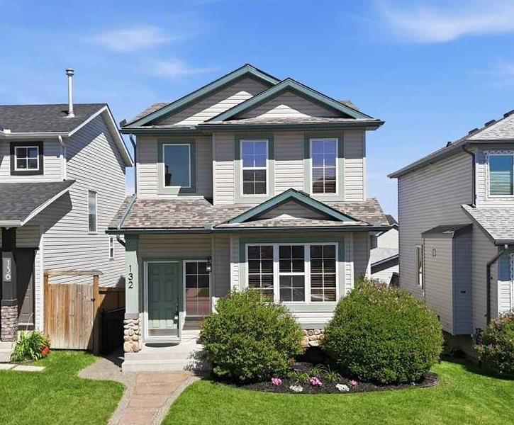 132 Covebrook Close NE photo 2