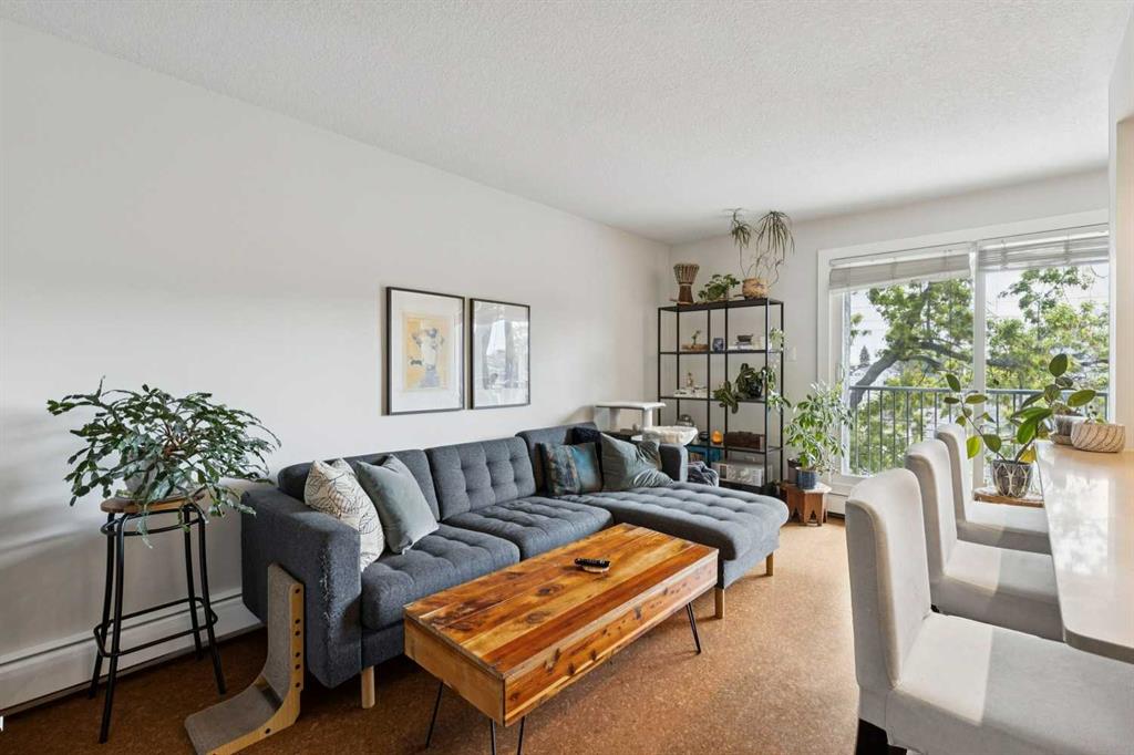 1603 26 Avenue SW #203 photo 3