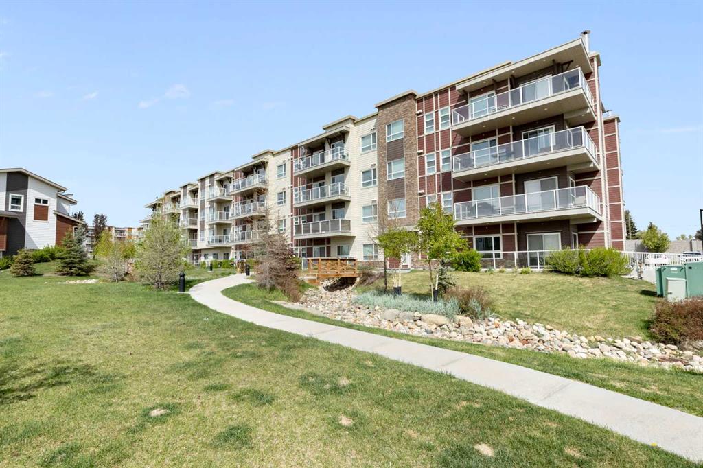 300 Harvest Hills Place NE #201 photo 4