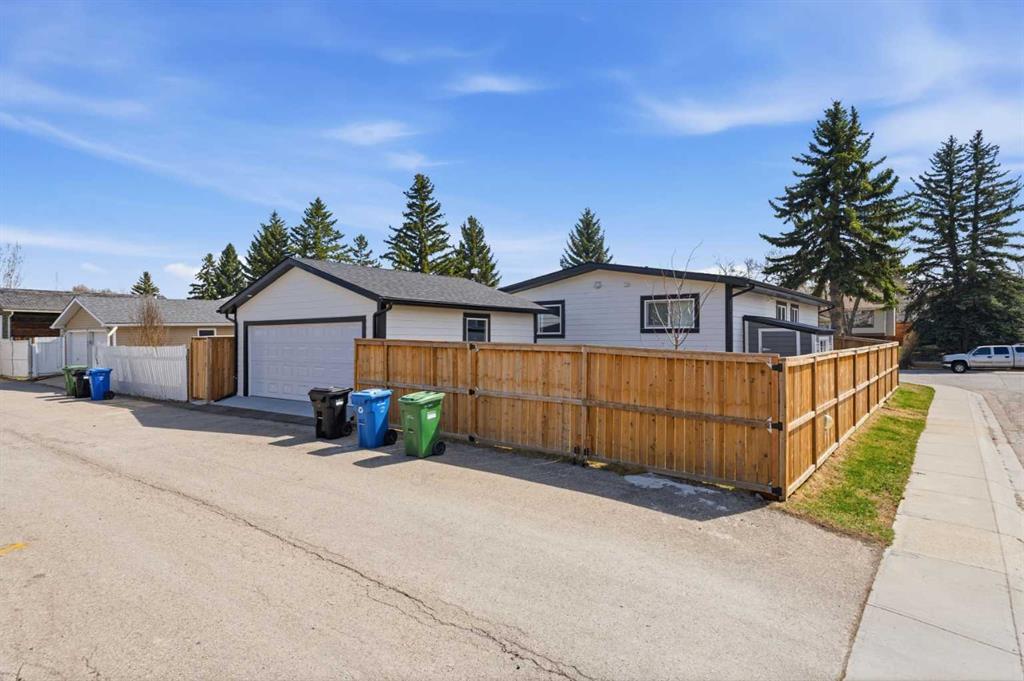 428 Queen Anne Way SE photo 4