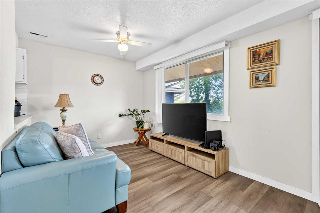 2200 Woodview Drive SW #1112 photo 5