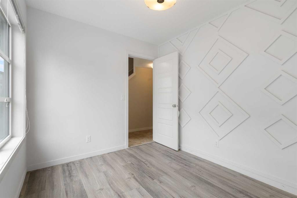 506 Evansridge Park NW photo 2