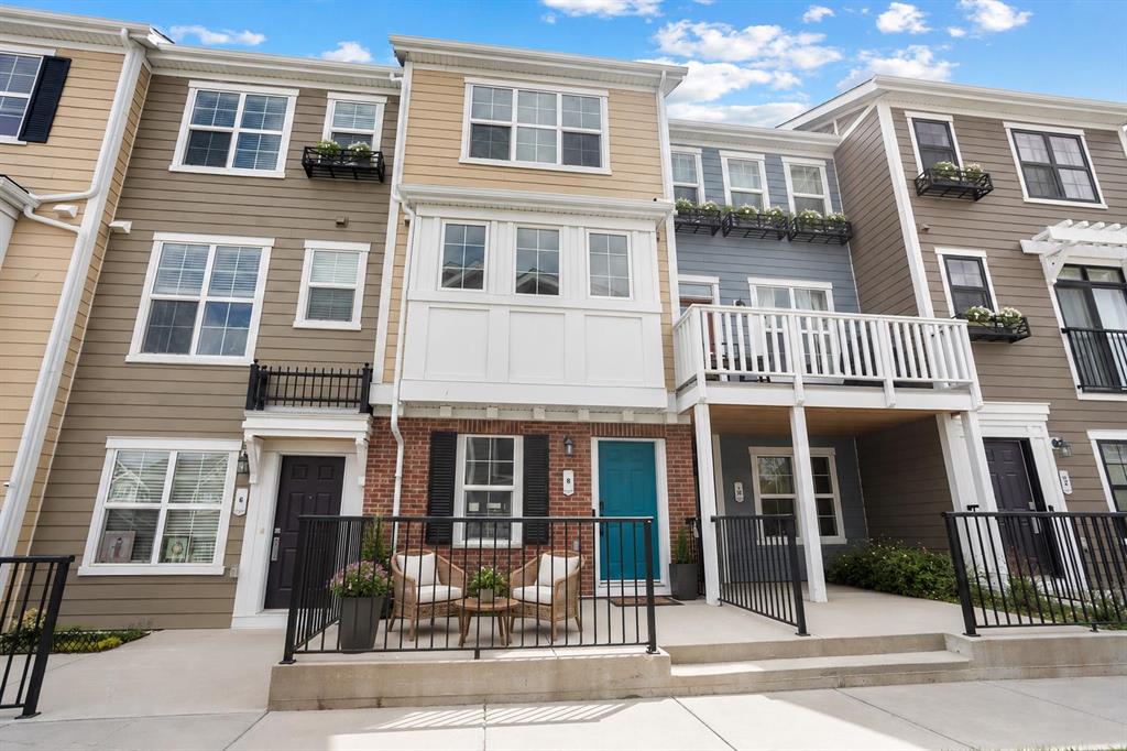 8 Sherwood Row NW photo 2