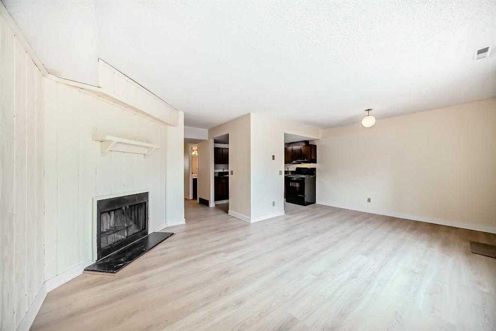 1540 29 Street NW #702 photo 2