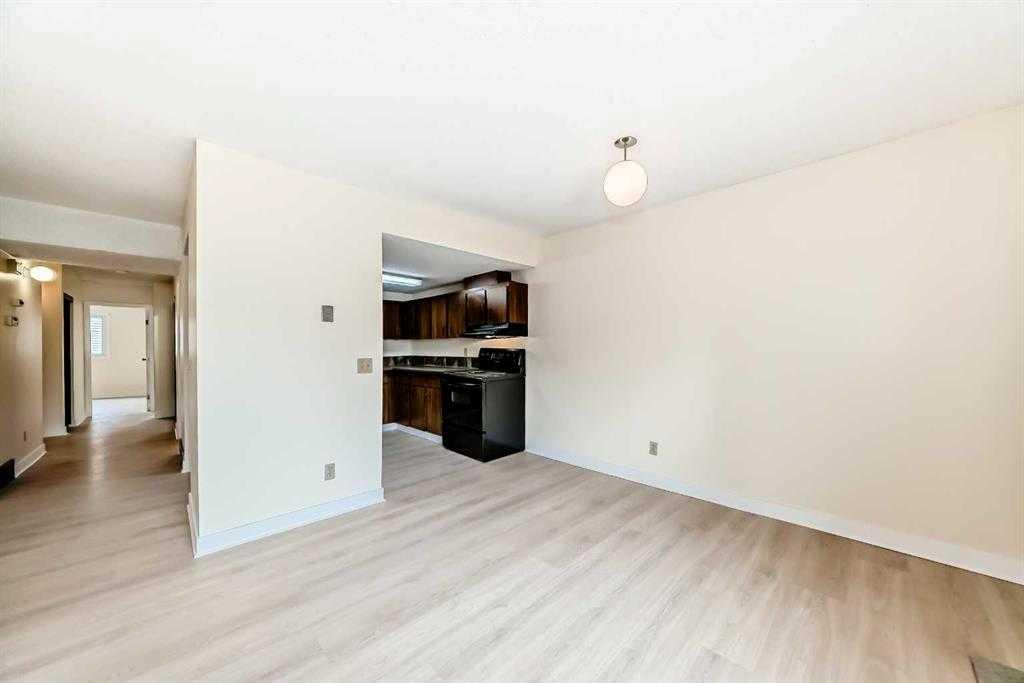 1540 29 Street NW #702 photo 3