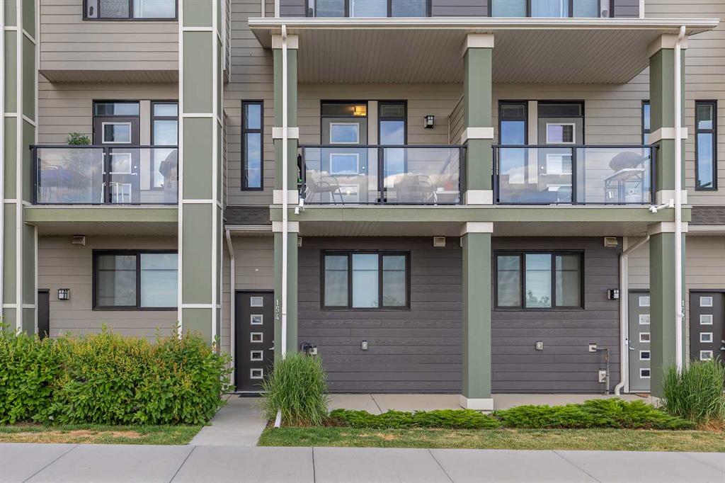 154 Seton Passage SE photo 5