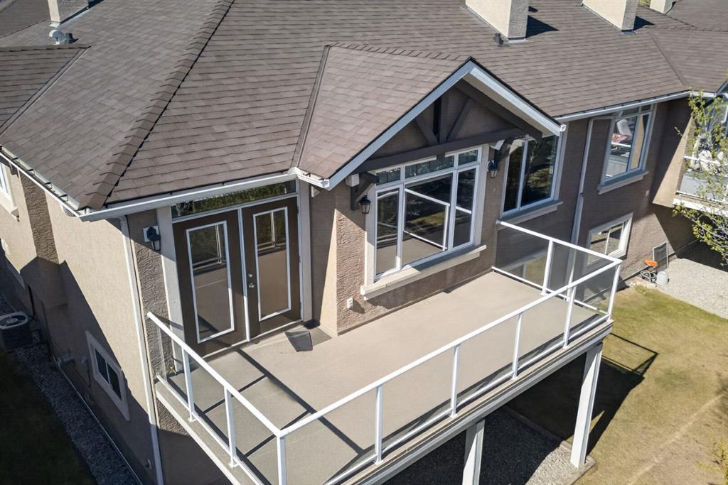 14 Discovery Woods Villas SW photo 3