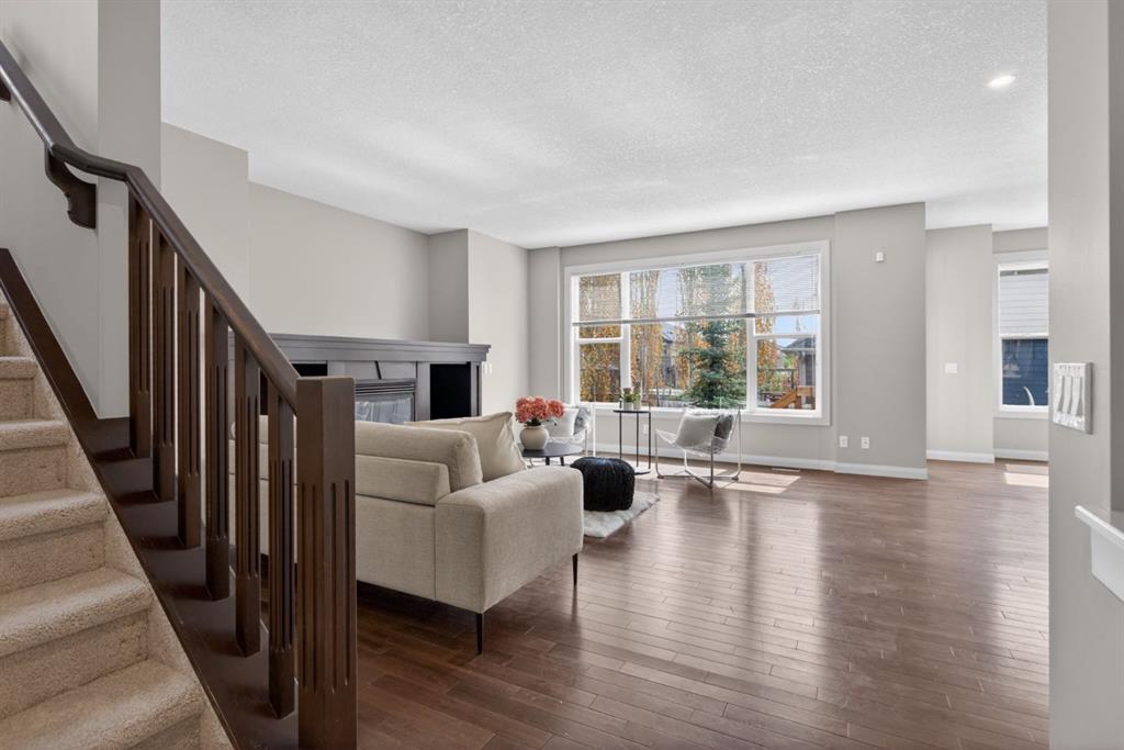 94 Evansdale Common NW photo 4