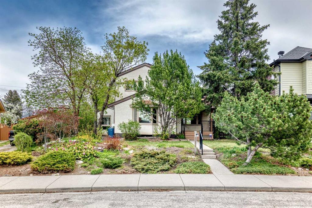 2518 21 Street SW photo 2