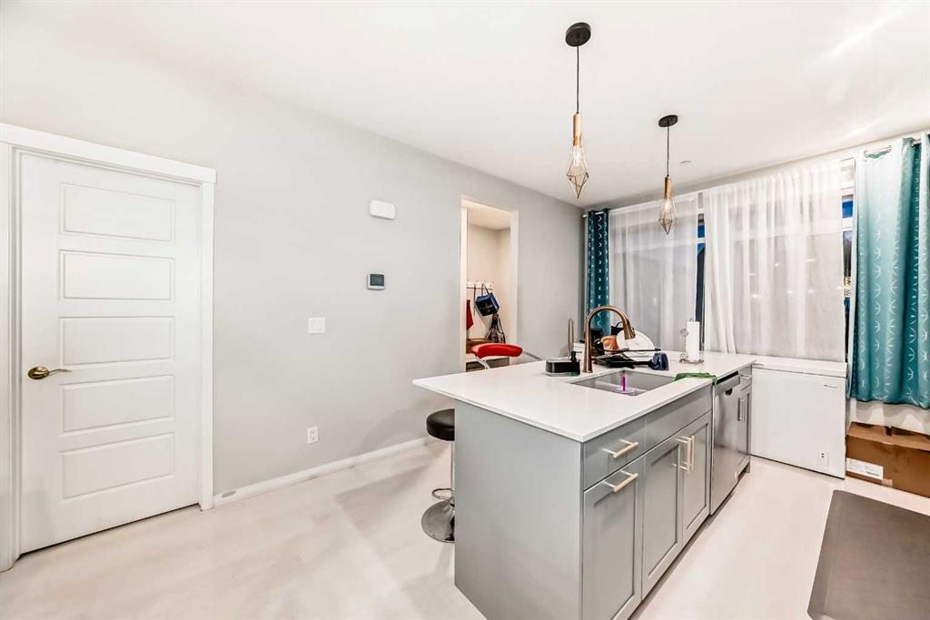 15021 1 Street NW photo 4