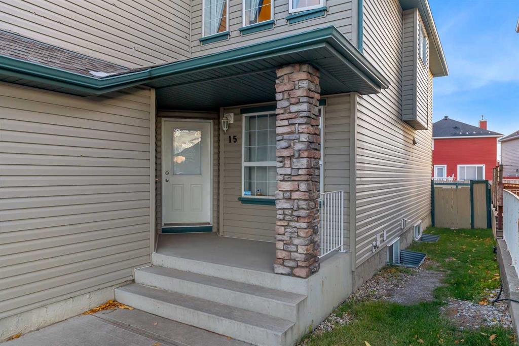 15 Saddletree Drive NE photo 2