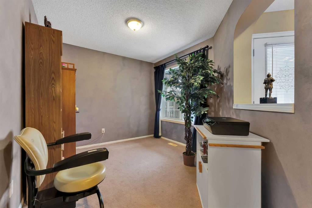 15 Saddletree Drive NE photo 4