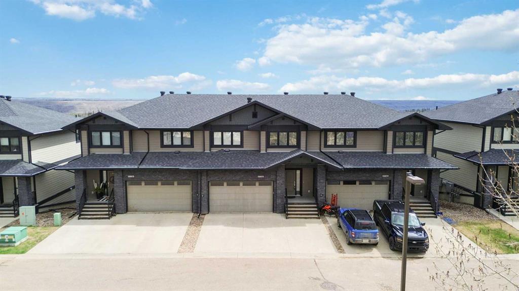 208 SPARROW HAWK Drive #14