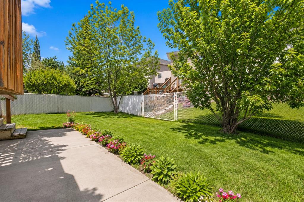24 Citadel Close NW photo 2