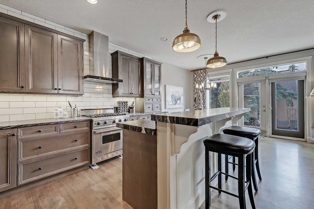 3629 1A Street SW photo 4