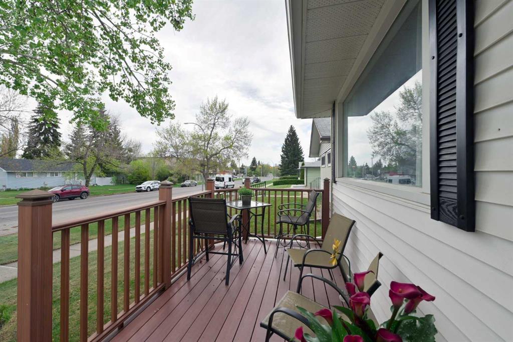 4027 19 Street NW photo 2