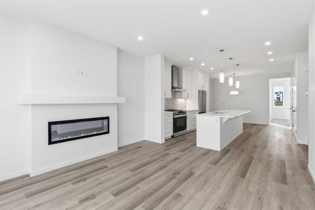 199 Annette Landing NW photo 2