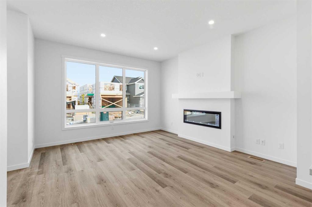 199 Annette Landing NW photo 3