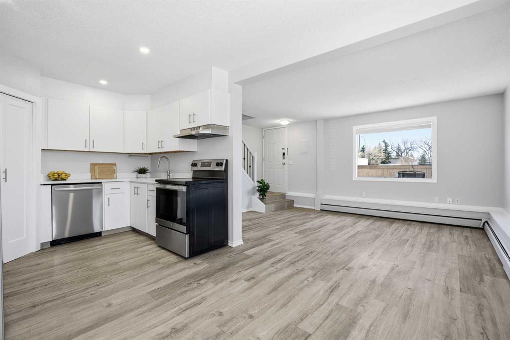 3809 45 Street SW #17 photo 5