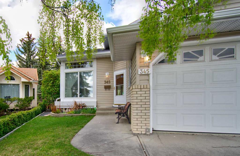 345 Sandringham Court NW photo 2