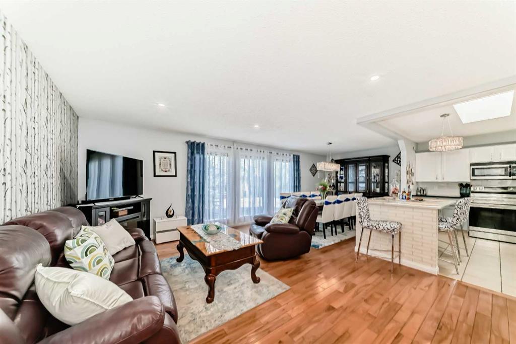 43 Beaconsfield Way NW photo 3