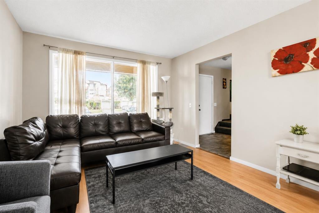 140 Dalhousie Road NW photo 2