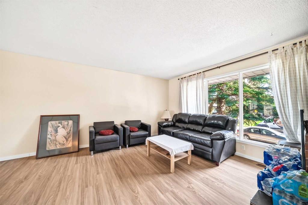 5051 Vantage Crescent NW photo 5