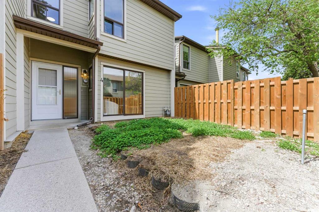 106 Grier Terrace NE #4 photo 3