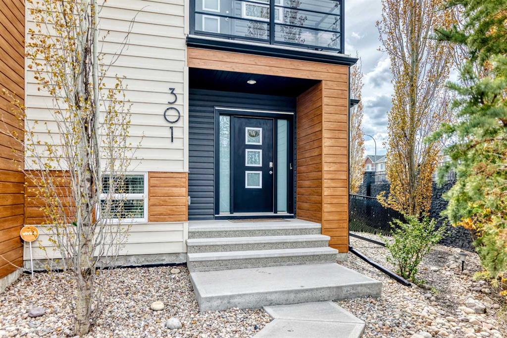 301 Midtown Gate SW photo 3