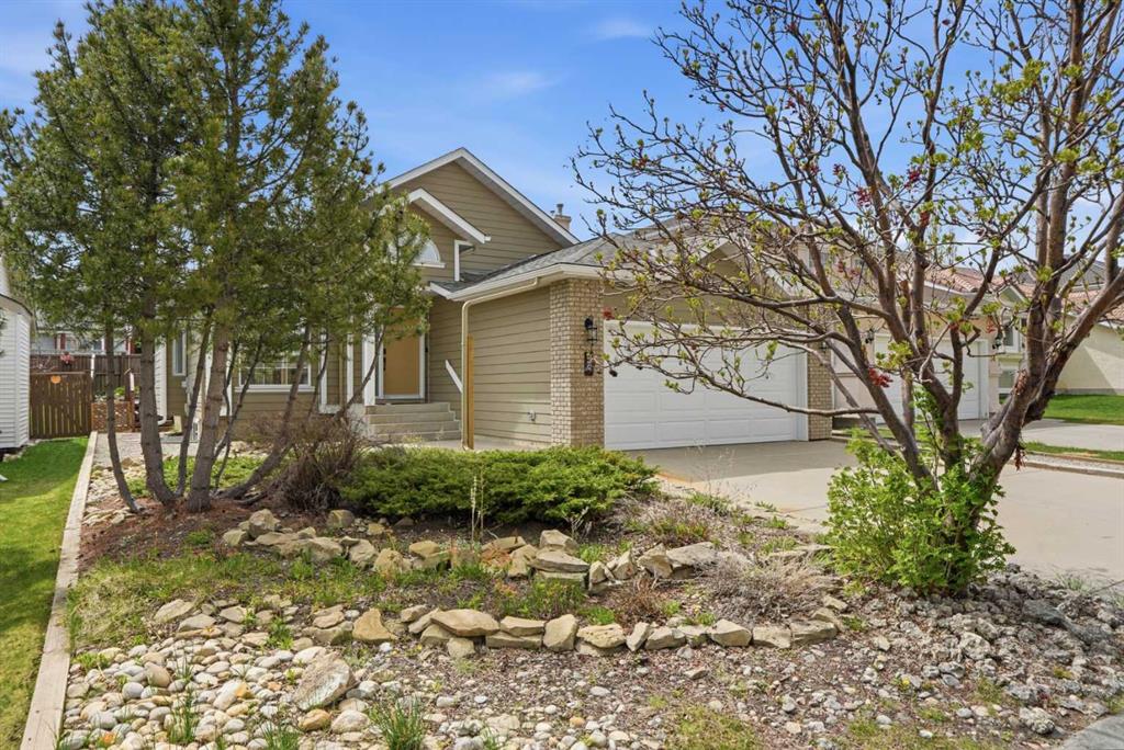 58 Edgevalley Close NW photo 2