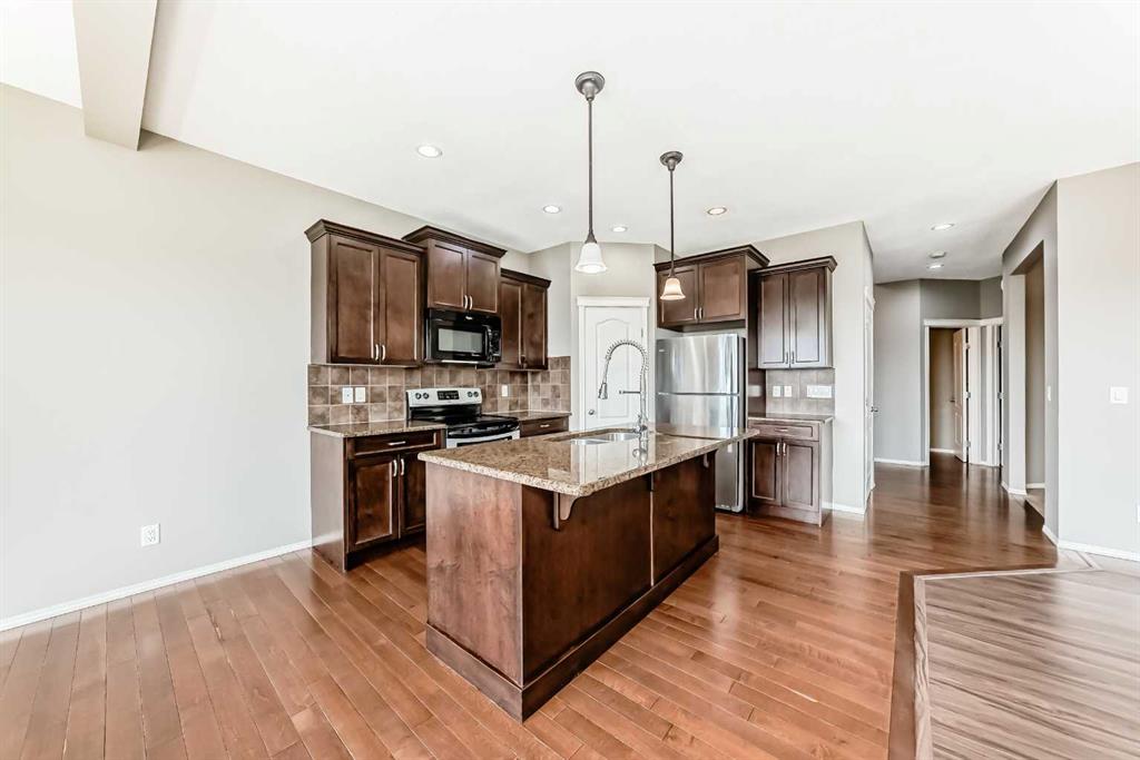 196 Cranberry Circle SE photo 5