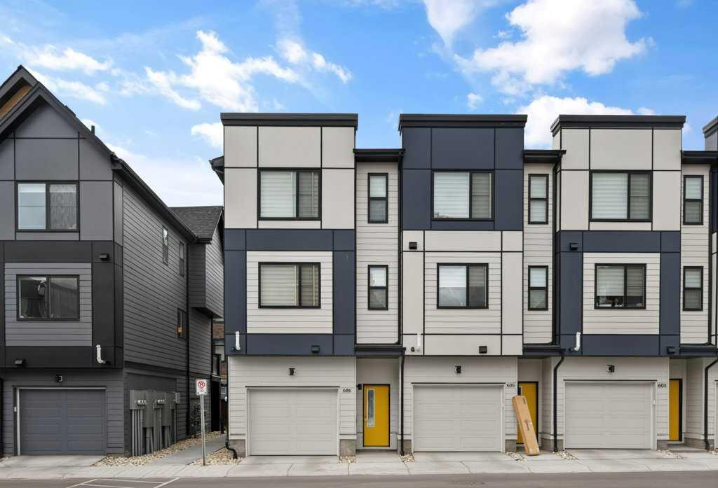 550 Seton Circle SE #606 photo 2
