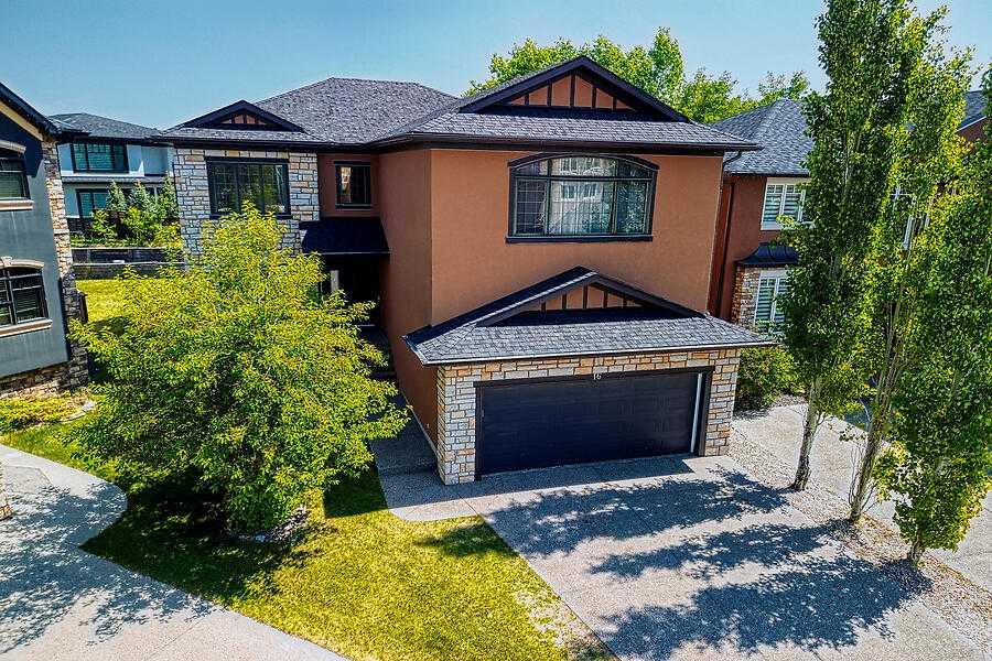 16 Rockcliff Point NW photo 3