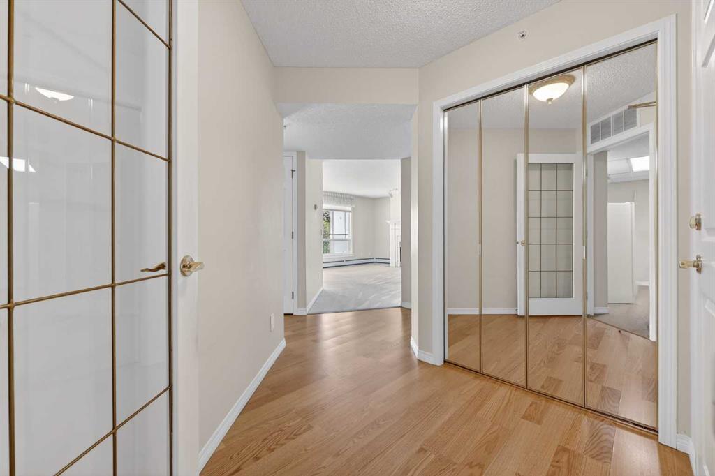 9449 19 Street SW #310 photo 2