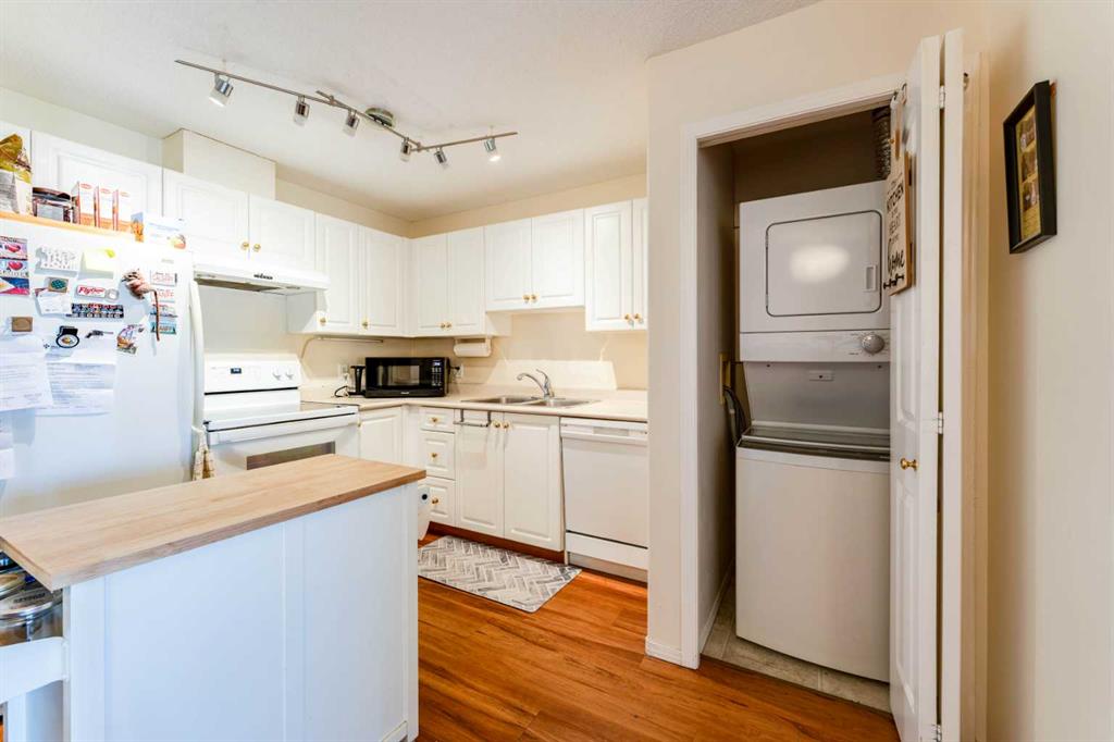 5000 Somervale Court SW #415 photo 5