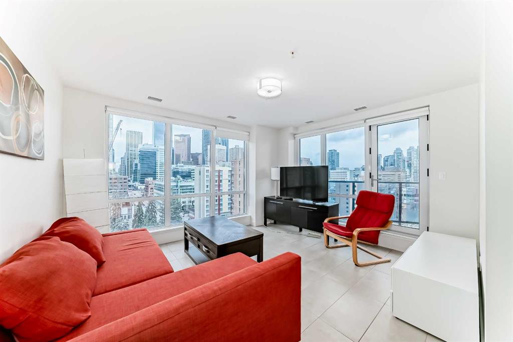 303 13 Avenue SW #1003 photo 4