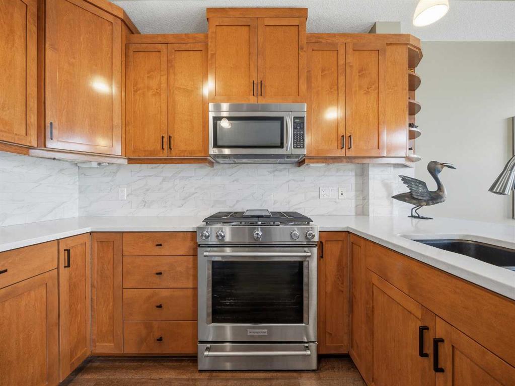 14 Hemlock Crescent SW #7407 photo 5