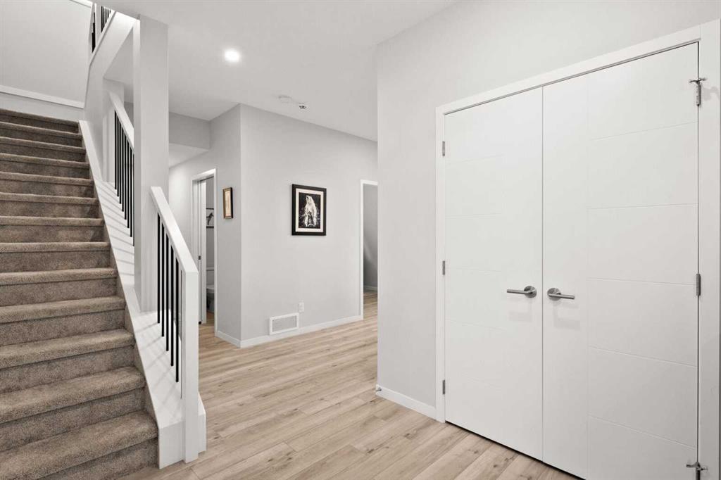 1107 Copperfield Boulevard SE photo 3