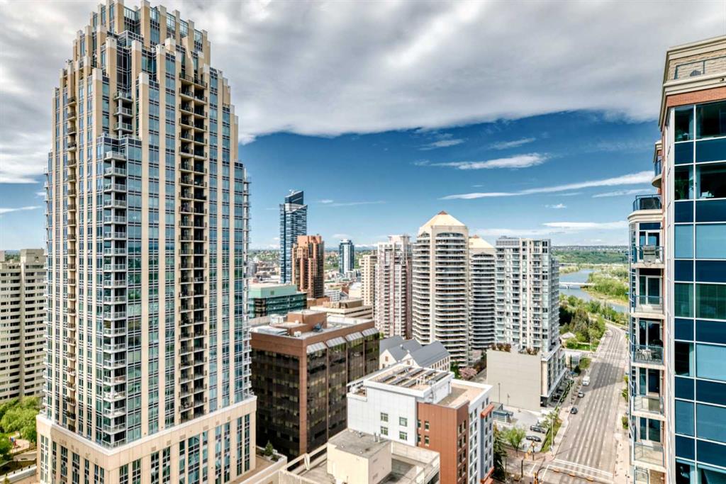 910 5 Avenue SW #2408 photo 2