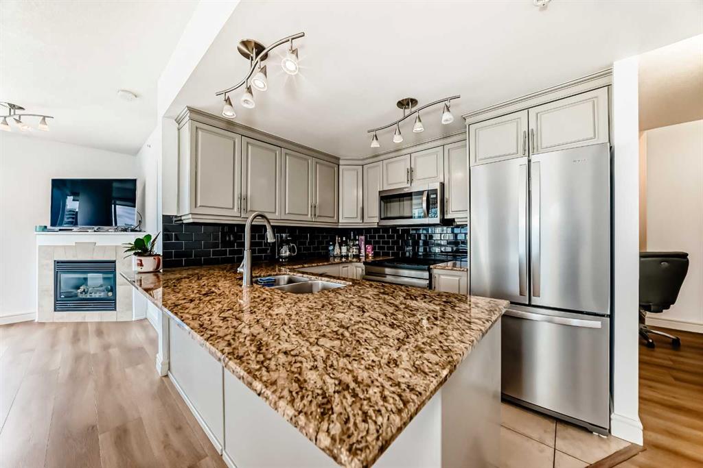 910 5 Avenue SW #2408 photo 4