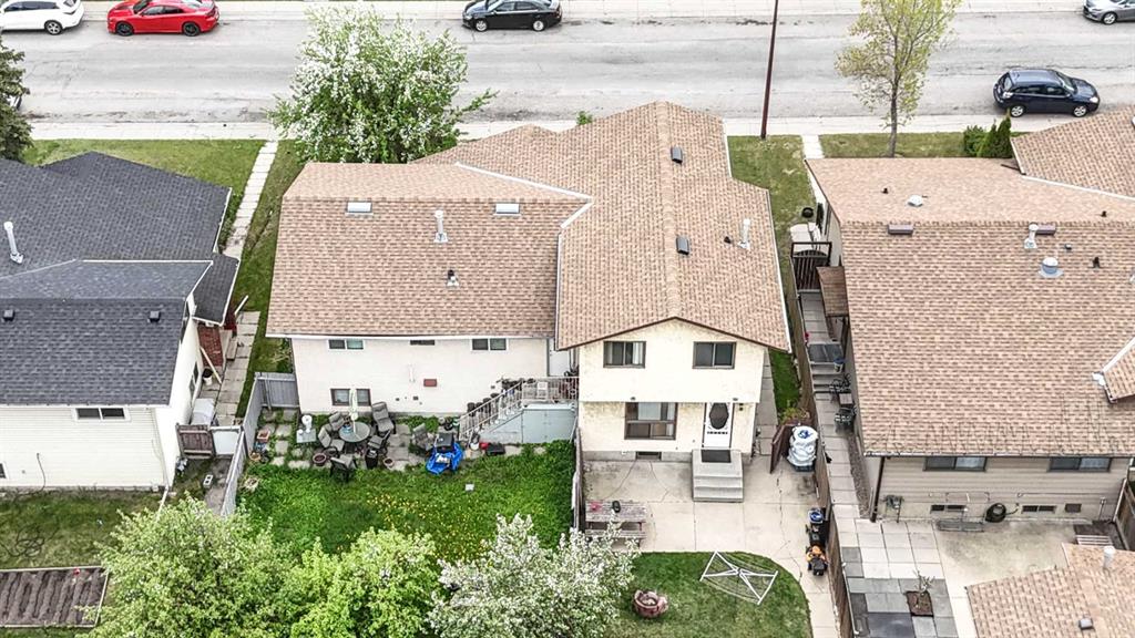 5502 Temple Road NE photo 4