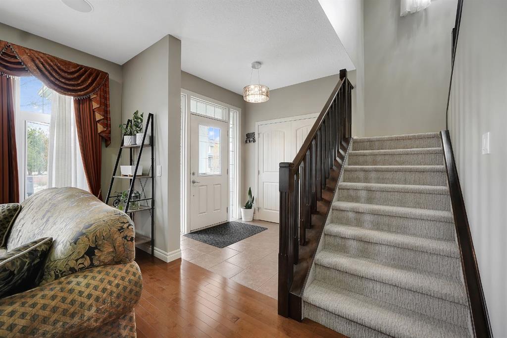 25 Redstone Path NE photo 3