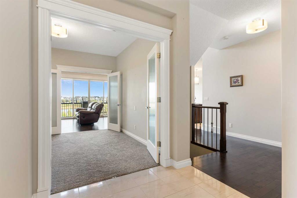 148 Marquis View SE photo 3
