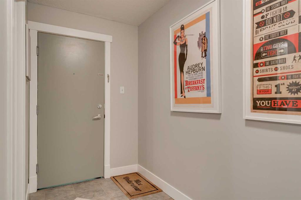 355 5 Avenue NE #101 photo 2
