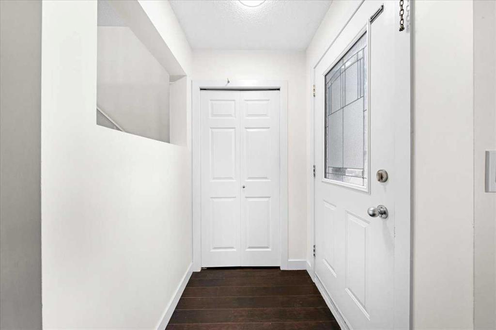 61 Falmere Way NE photo 3