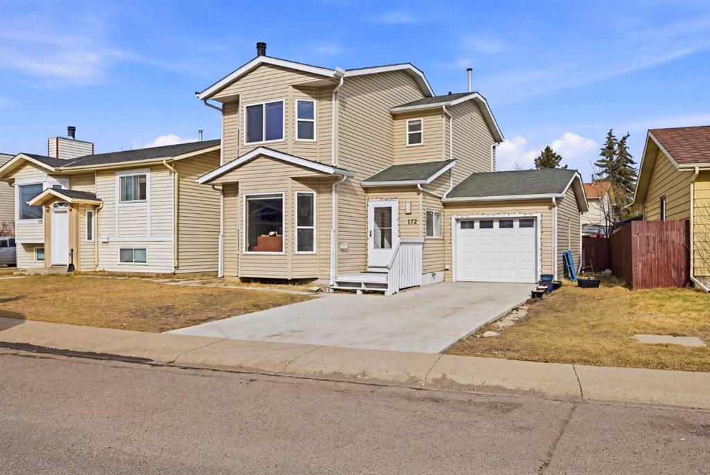 172 Castlebrook Road NE photo 2