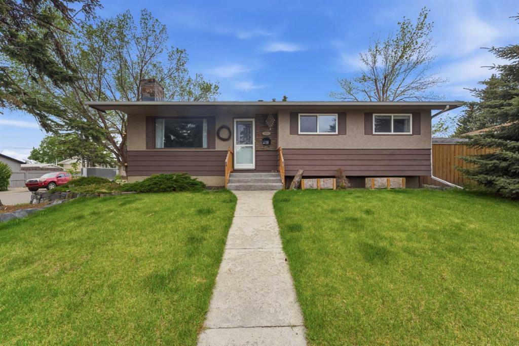 819 Avonlea Place SE