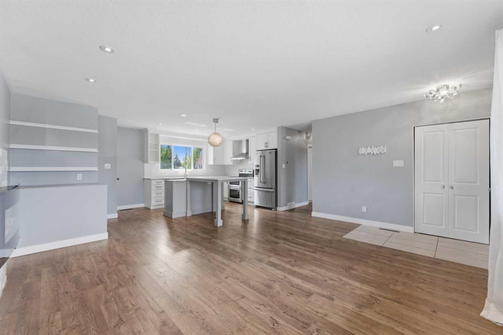 819 Avonlea Place SE photo 3